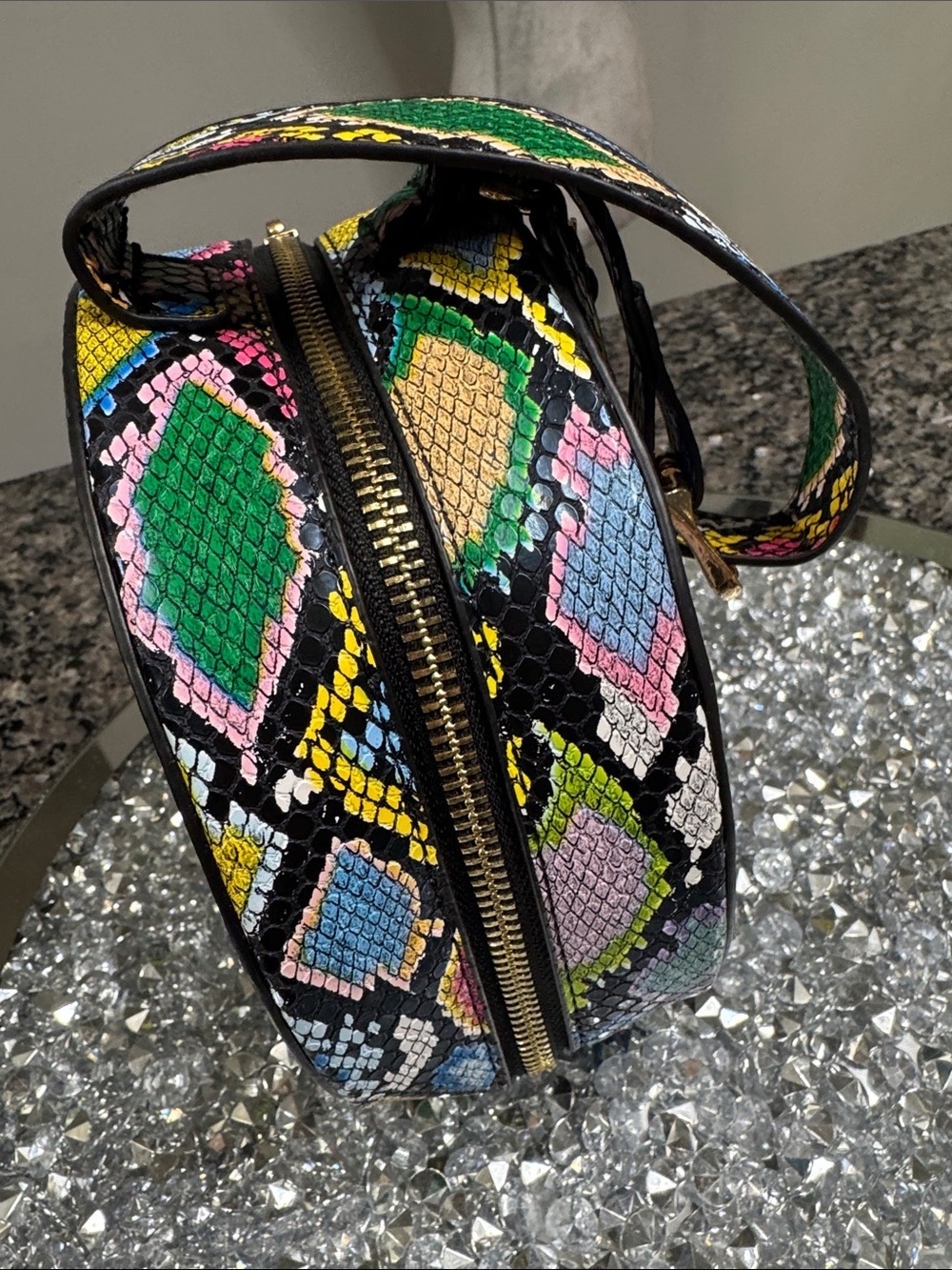 Multicolor Python-Print Round Wristlet mini Bag EUC - Picture 14 of 15